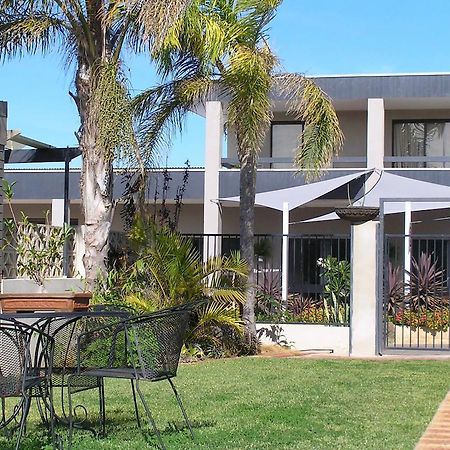 Dongara Old Mill Motel מראה חיצוני תמונה